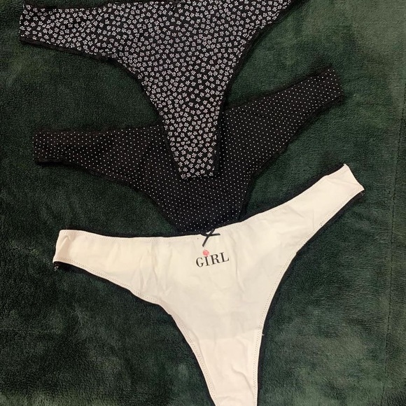 Women’secret thong pack of 3